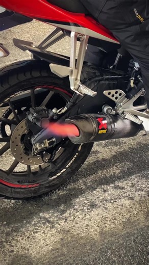 Flammekaster på Yamaha YZF-R125