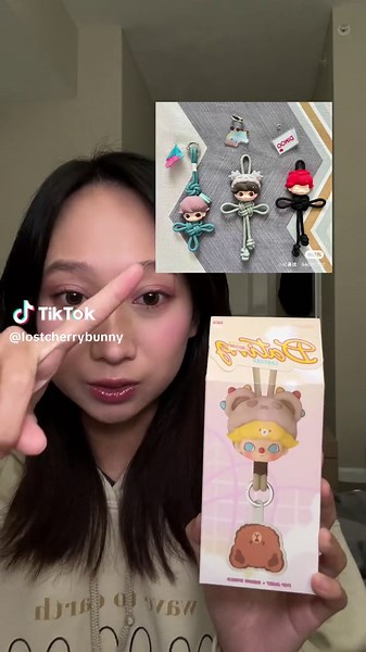 Dimoo Dating Series Lanyard Blind Box Unboxing