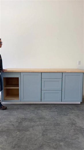 298K views · 3.8K reactions | Learn once, build for a lifetime. Head to woodshopdiaries.com for in depth, step by step cabinet, drawer, and door building guides to help you kick start your next project. What are you planning to build this new year?? #cabinetmaking #diywoodworking #diycabinets | Woodshop Diaries | Facebook