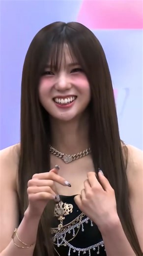 Cutie Yujinnie @ Superstar Red & White Arts Awards [250105]