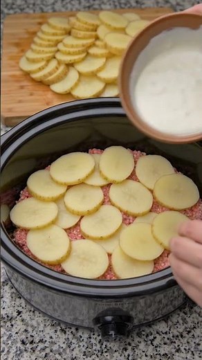 Slow Cooker Layered Beef and Potatoes