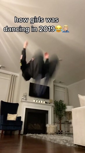 ᴅʀᴇᴡ 🧑🏼‍🦰 | let’s bring back these dubsmash challenges 😂🙏🏼❤️‍🔥 (FOLLOW @drewjeeezy FOR MORE BANGERS 💯🕺🏼) #dance #tiktok #reels #fyp #trending | Instagram