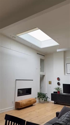 Wondering how to cover a skylight and reduce glare when needed? Take a look at this Hunter Douglas Duette Skylift with PowerView automation we recently installed! (Not pictured: Happy Client 😉) Window Treatments: Apollo Draperies | Apollo Draperies