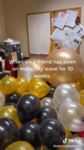 #balloons#office#fun#work#friends#friday#welcomeback#wemissedyou#typ#myfingersarenumb @holliewood_