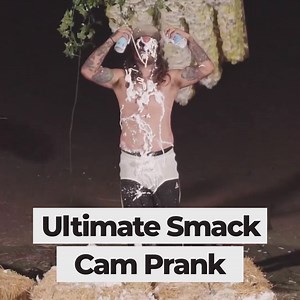 ULTIMATE SMACK CAM PRANK! (6 Foot Hand!) | Elton Castee