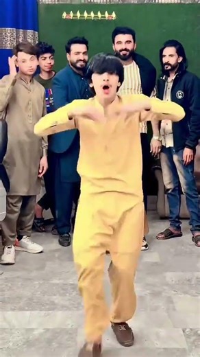 🎶 "Trending Song Par Zabardast Dance | Must Watch 🔥" #shortyoutube #subcribemychannel #viraldance