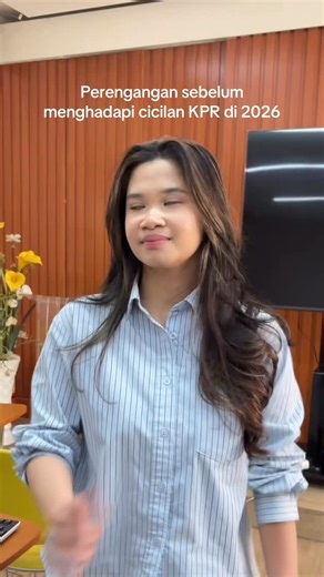 Cicilan KPR 2026 sudah menanti 🏡 Kamu sudah siap? Mulai dari cek kemampuan finansial, pilih suku bunga yang sesuai, dan susun rencana dari sekarang. Dengan perhitungan yang tepat, proses KPR kamu bisa lebih lancar sampai approved oleh bank terpercaya!✨ Yuk konsultasi KPR kamu lewat Loan Market 💙🤝 #LoanMarketID #RumahImpian #FinancialFreedom #KPR | Loan Market Indonesia