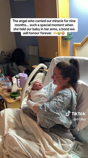 Celebrating Surrogacy: A Moment of Unconditional Love