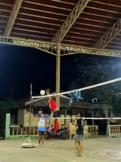 Mastering Left-Handed Volleyball Techniques