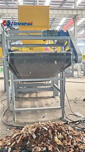 Wood Pallet Shredding | Dual Shaft Shredder in Action