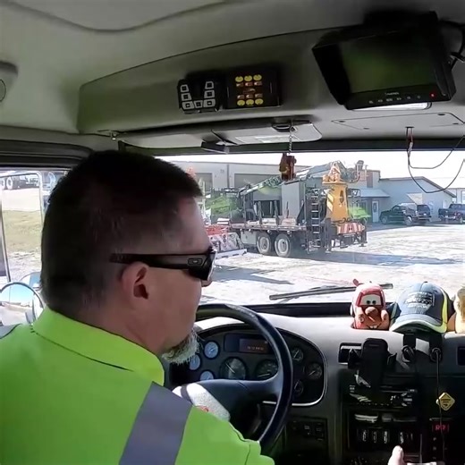 Car-Splosion! - Vehicle Smashed And Block The Interstate | Ron Pratt