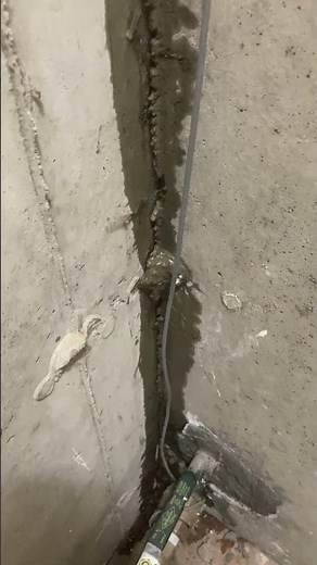 How to Permanently Stop Cold Joint Leaks in Concrete #home #realestate #basement