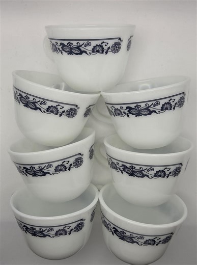 Pyrex Old Town Blue Onion Coffee Cups Set of 7 - Etsy Canada