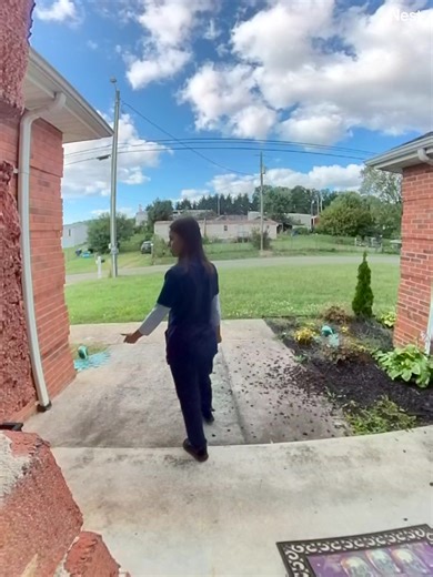 102K views · 4.7K reactions | She is so stressed! Mama will fix it! | Hello Mother | Facebook