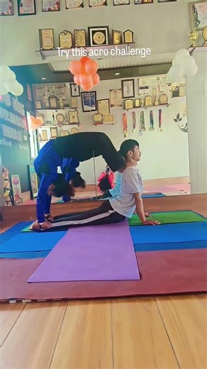 try this acro challenge 🔥💪❤️#yoga #challenge #practiceyoga