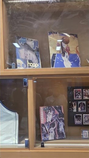 Went to a magic game and got Bo Outlaw to sign my balllll