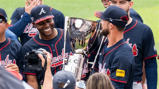 Atlanta Braves win first-ever MLB Speedway Classic
