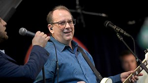 Jeffrey Foskett, member of the Beach Boys, dies at 67