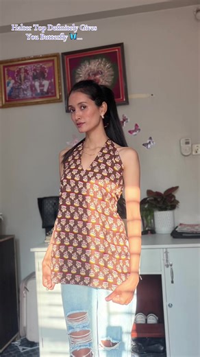 Stylish Halter Top for Summer Fashion