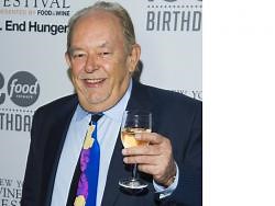 Robin Leach of ‘Lifestyles of the Rich and Famous’ dies