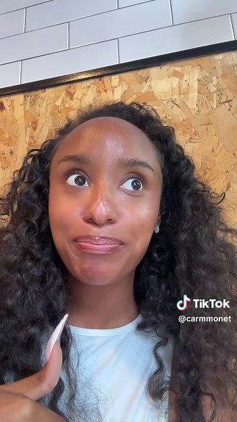 Carmen Monèt on TikTok