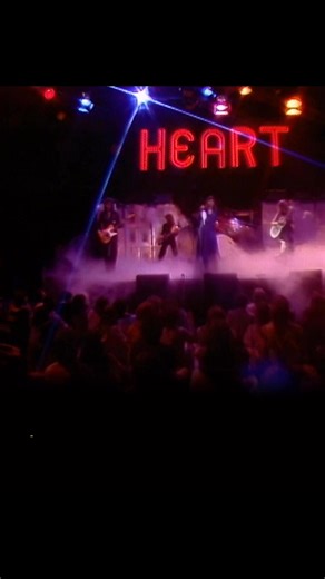 250K views · 8.8K reactions | Heart performed “Magic Man” live on The Midnight Special, March 4, 1977 ✨ Watch the full performance on our YouTube channel - https://youtu.be/gQhzdq5-T3U?si=jIFxItMEyA6xoX7x #themidnightspecial #heart #magicman #70smusic | Burt Sugarman’s The Midnight Special | Facebook