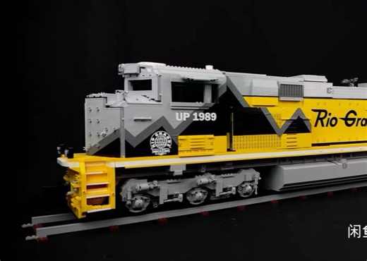 EMD SD70ACe 内燃机车。比例拼搭模型sd70ace实车靓照