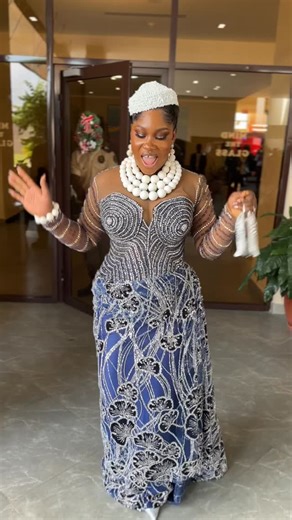 BRIDALS / OCCASIONAL LUXE DESIGNER on Instagram: "Bride Favour’s second traditional look came alive in sapphire blue and silver Featuring a fully hand-beaded bodice, delicately beaded illusion mesh sleeves, and a timeless faux wrapper finish. Bridal Outfit designed by @stylesby_e_ Bride: @alexis_stitches_123 Event Planner: @eventsbyozee Mua: @beemor_mua Hairstylist: @chatkelshouseofglamour Gele artist: @pays_beauty_lounge Accessories: @keliakraft_concept Content Creator: @b100_gallery Photograph