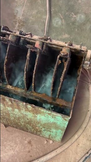 Electric Spark in Slow Motion ⚡🔥 | High Voltage Discharge Experiment