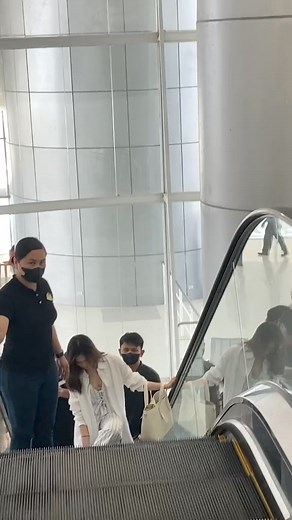 Pretty 😍 | Celebrity Couples