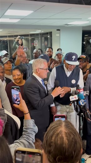 Larry Krasner defeated his Democratic primary challenger for Philadelphia district attorney. He’s now poised to be reelected to a third term in November. The victory demonstrates Krasner’s staying power in a Philadelphia political arena rife with opponents of his progressive agenda, and it represents a win for the movement to elect reform-minded prosecutors that has, in recent years, suffered setbacks in other cities. Although GOP voters could not vote for him in the Democratic primary, Dugan wa