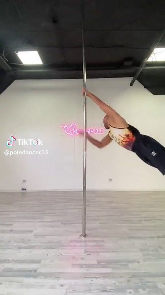 poledancer33 on TikTok