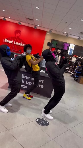 Back Seat Fun with Hoodskiiz