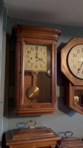 Howard Miller Sandringham (4:00pm chime)