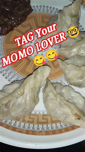 Momo Lover😋😋#momorecipe #momolove #shorts #trendingshorts #viralreels #testy #fastfood #momos #yt
