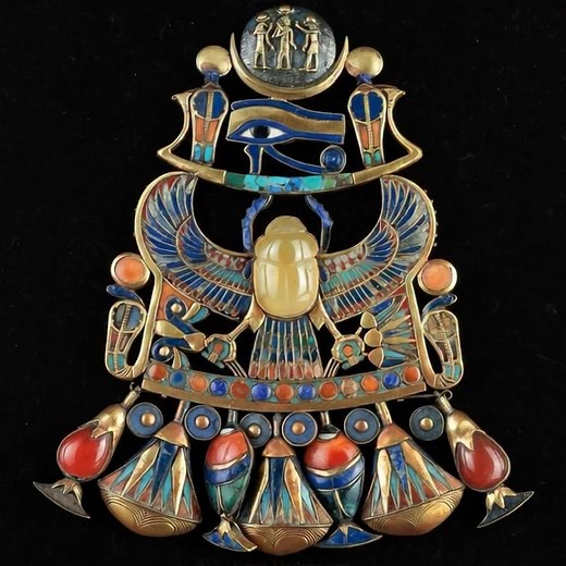 24K views · 262 reactions | Winged Scarab Pendant of Tutankhamun, c. 1332–1323 B.C. 者 Gold, lapis lazuli, carnelian, turquoise (and possibly Libyan desert glass) From the Tomb of Tutankhamun. Now at the #GrandEgyptianMuseum | Travel Blogs | Facebook