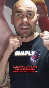 WORLD CHAMPION BOXER EXPLAINS HOW TO COUNTER A JAB 🥊🥊