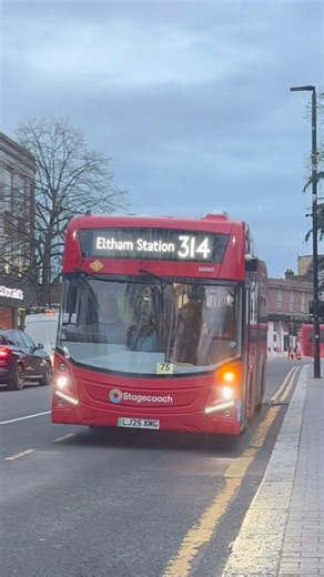W driver | Stagecoach London MCV Volvo BZL 66060 LJ25XMG on bus route 314 in Eltham