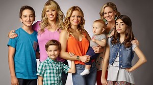 Fuller House: Season 1 Review