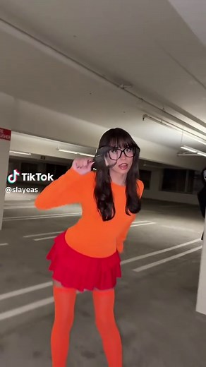 Velma Scooby‑Doo Halloween Costume & Cosplay Outfit Ideas
