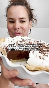 Comment PIE and I’ll send you my favorite pie recipes, tips, and must-have pie tools to help you bake your best pie yet! 🧡 Proof that happiness comes in crust form! It’s officially pie season, and around here, I’ll take any excuse to bake one. 🥧 The holidays are the perfect time to roll up your sleeves, grab your favorite pie dish, and fill your kitchen with the smell of something sweet and buttery baking in the oven. Here’s a few of my favorite pie recipes:� 🥧 Pecan Pie� 🎃 Homemade Pumpkin 