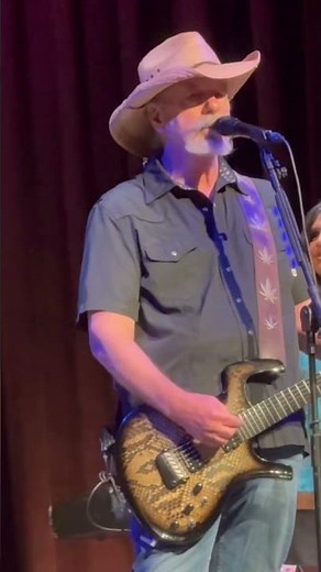 Redneck Girl, The Bellamy Brothers, The Jackson Theater, Jonesborough, TN