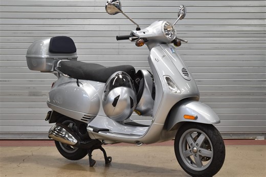 No Reserve: Original-Owner 2007 Vespa LX150