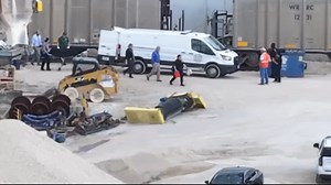 Woman's body falls out of train car hauling rocks in Second Ward, Houston police say