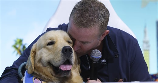 Kirk Herbstreit’s Dog Makes His Super Bowl LX Prediction