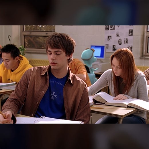 In 2004, on October 3rd, Aaron Samuels asked us what day it was. It was October 3rd. | Timehop