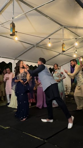 The cutest couple ever 🥹❤️ #wedding #weddingtiktok #indianwedding #weddingtok #indianbride #bridetok #punjabiwedding #mehndi #mehndidance