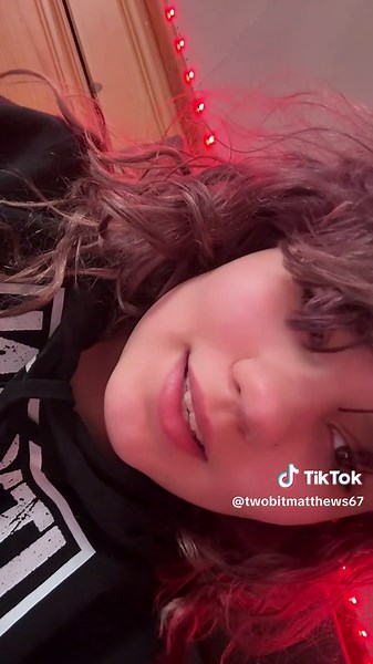 🍺𝒯𝓌ℴ𝒷𝒾𝓉𝓂𝒶𝓉𝓉𝒽ℯ𝓈🚬 (@twobitmatthews67)’s videos with original sound - 🎈