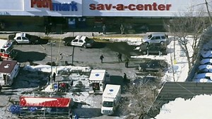 Car crashes into New Jersey Pathmark supermarket, injuring three