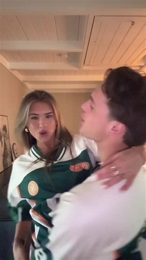 Motivational Quotes Apparel: Never Stop Moving